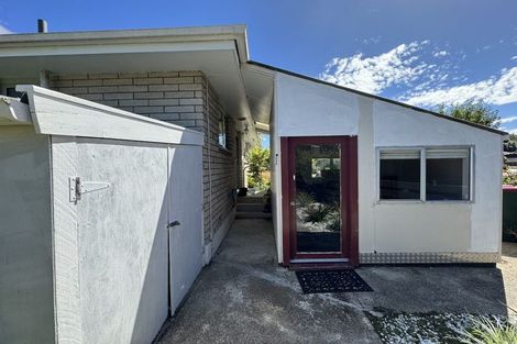Photo of property in 22 Kinmont Crescent, Kinmont Park, Mosgiel, 9024