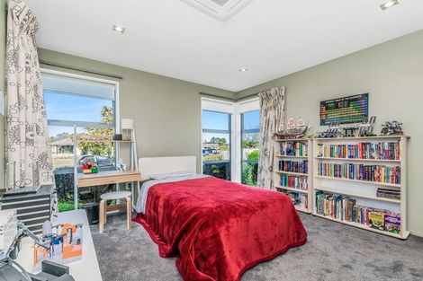 Photo of property in 19 Beaumont Drive, Rolleston, 7614