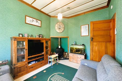 Photo of property in 14 Wren Street, Taihape, 4720