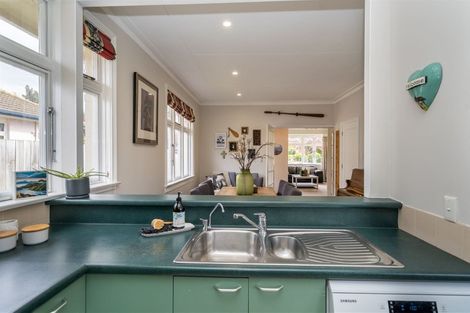 Photo of property in 16 Wycolla Avenue, Saint Clair, Dunedin, 9012