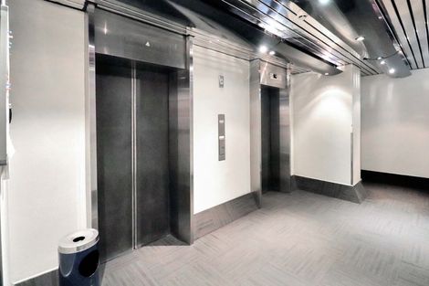 Photo of property in 17 Kent Terrace - Kent Apartments, 4b/16 Kent Terrace, Mount Victoria, Wellington, 6011