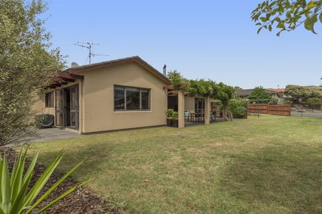 Photo of property in 90 Rowesdale Drive, Ohauiti, Tauranga, 3112
