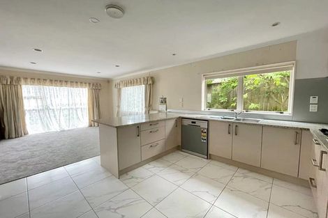 Photo of property in 28a Westerham Drive, Dannemora, Auckland, 2016