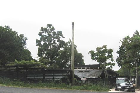 Photo of property in 17 Takahe Road, Titirangi, Auckland, 0604