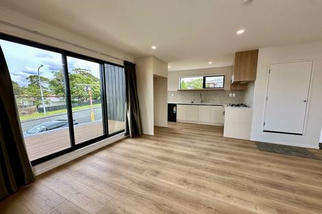 Photo of property in 78a West Harbour Drive, West Harbour, Auckland, 0618