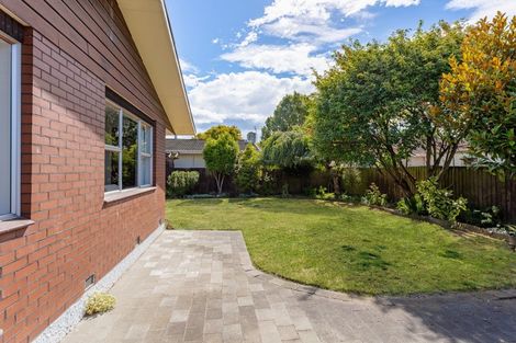 Photo of property in 358 Yaldhurst Road, Russley, Christchurch, 8042