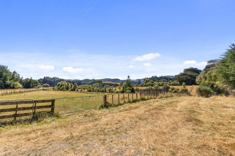 Photo of property in 49 Kakariki Way, Whitemans Valley, Upper Hutt, 5371