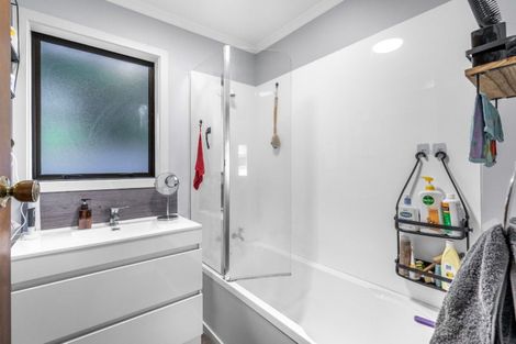 Photo of property in 106 Cunningham Crescent, Grasmere, Invercargill, 9810