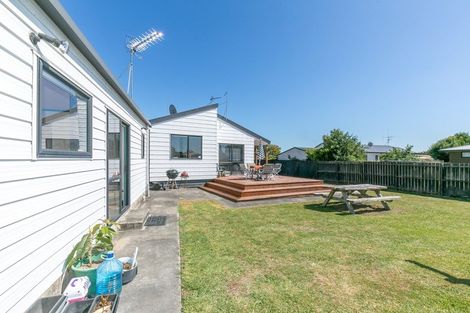 Photo of property in 3 Bartholomew Drive, Nawton, Hamilton, 3200