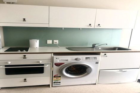 Photo of property in Urbane Apartments, 7/29 Webb Street, Mount Cook, Wellington, 6011