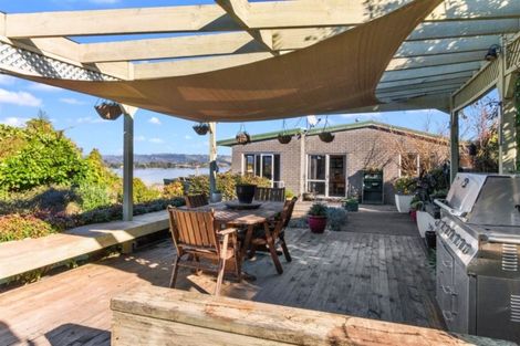 Photo of property in 84 Omokoroa Road, Omokoroa, 3114