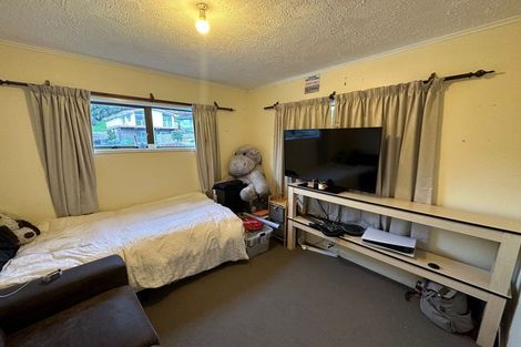 Photo of property in 36 Lewisham Street, Highland Park, Auckland, 2010