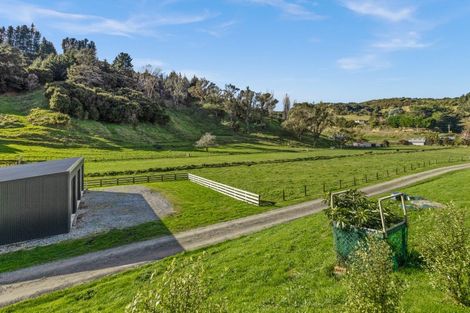 Photo of property in 16 Seafield Road, Eskdale, Napier, 4182