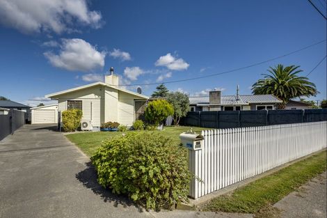 Photo of property in 167 Riverbend Road, Onekawa, Napier, 4110