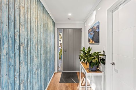 Photo of property in 32 Rue De La Mare, Parklands, Christchurch, 8083