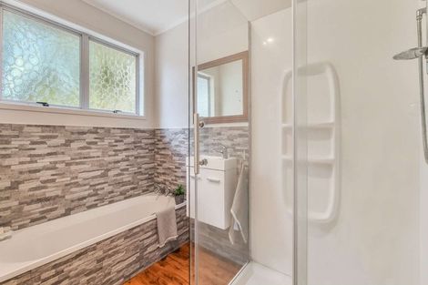 Photo of property in 4 Thackeray Place, Owhata, Rotorua, 3010