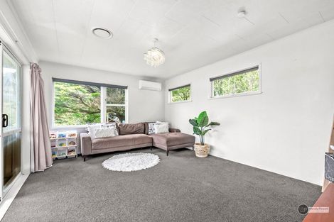 Photo of property in 470e Stokes Valley Road, Stokes Valley, Lower Hutt, 5019