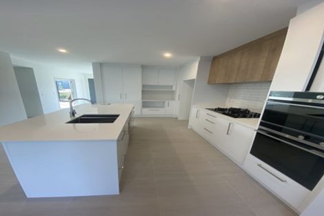 Photo of property in 2 Port Way, Rosehill, Papakura, 2113