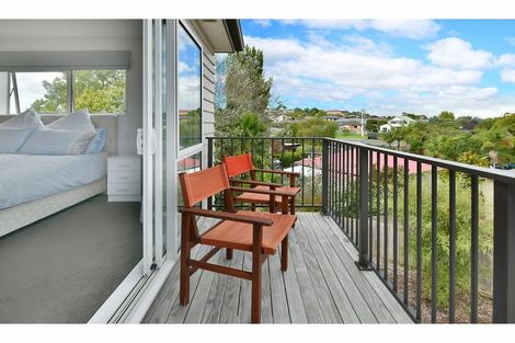 Photo of property in 5a Melia Place, Stanmore Bay, Whangaparaoa, 0932