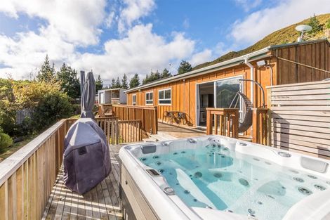 Photo of property in 675 Coast Road, Wainuiomata Coast, Wainuiomata, 5373