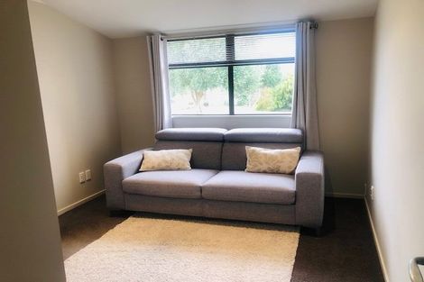 Photo of property in 25 Consort Close, Paraparaumu Beach, Paraparaumu, 5032