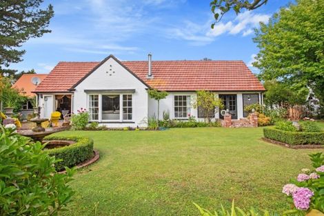 Photo of property in 144 Main North Road, Woodend, 7610