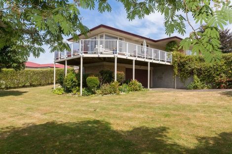 Photo of property in 6 Drummond Street, Dannevirke, 4930