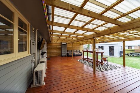 Photo of property in 1 Laws Place, Pirimai, Napier, 4112