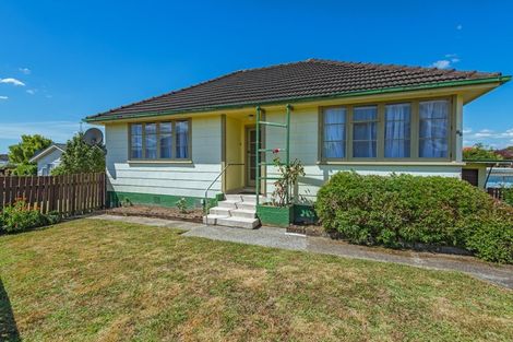 Photo of property in 17 Mersey Terrace, Roslyn, Palmerston North, 4414