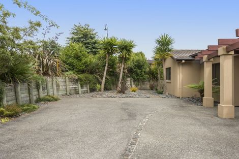 Photo of property in 90 Rowesdale Drive, Ohauiti, Tauranga, 3112