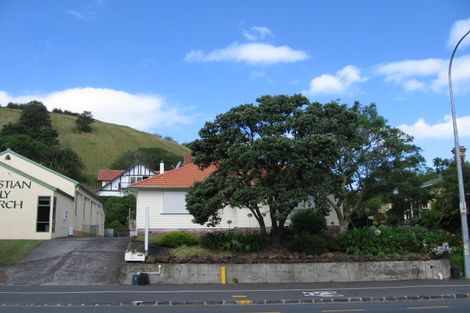 Photo of property in 88 Victoria Road, Devonport, Auckland, 0624