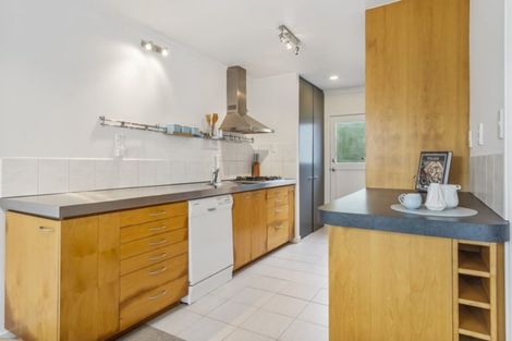 Photo of property in 4/59 Rangatira Road, Beach Haven, Auckland, 0626