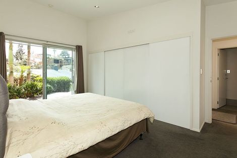Photo of property in 78 Beach Road, Castor Bay, Auckland, 0620