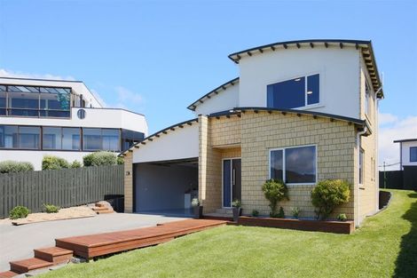 Photo of property in 28 Koromiko Crescent, Diamond Harbour, Lyttelton, 8971