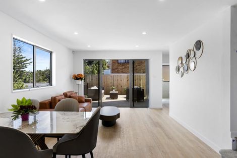 Photo of property in 32d Gulf View Road, Murrays Bay, Auckland, 0630