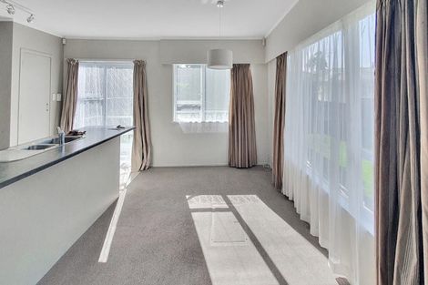 Photo of property in 108 Reeves Road, Pakuranga Heights, Auckland, 2010