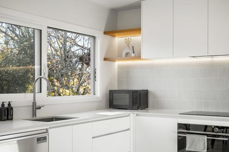 Photo of property in 8/118 Vauxhall Road, Narrow Neck, Auckland, 0624