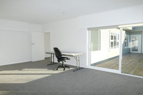 Photo of property in 14 Hillcrest Road, Raumati South, Paraparaumu, 5032