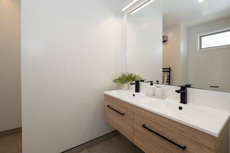 Photo of property in 8 Jag Way, Tinwald, Ashburton, 7700