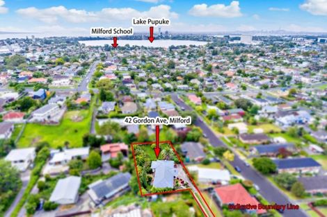 Photo of property in 42 Gordon Avenue, Milford, Auckland, 0620