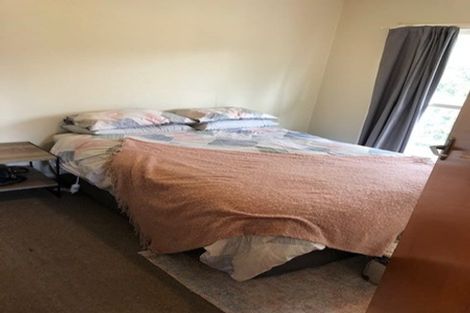 Photo of property in 15a Rakeiora Grove, Korokoro, Lower Hutt, 5012