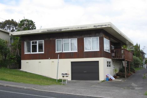 Photo of property in 2/1287 Whangaparaoa Road, Army Bay, Whangaparaoa, 0930