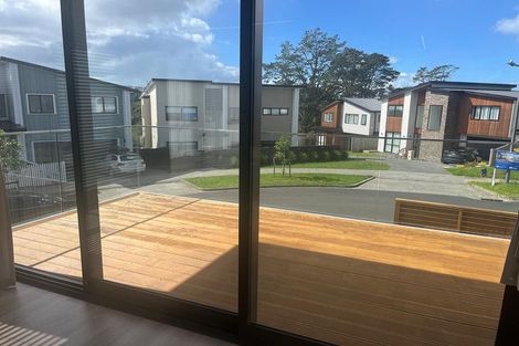 Photo of property in 8 La Bella Road, Hobsonville, Auckland, 0616