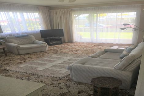 Photo of property in 1 Cotton Street, St Andrews, Hamilton, 3200