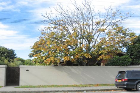 Photo of property in 194 Racecourse Road, Sockburn, Christchurch, 8042