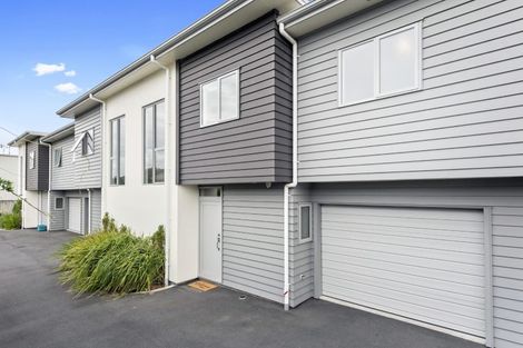 Photo of property in 2/144 Old Farm Road, Hamilton East, Hamilton, 3216