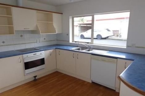 Photo of property in 206a Royal Road, Massey, Auckland, 0614