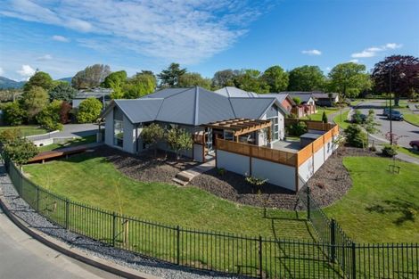 Photo of property in 30 John Campbell Crescent, Hillmorton, Christchurch, 8024