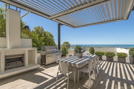 Photo of property in 15 Challenger Lane, Redcliffs, Christchurch, 8081