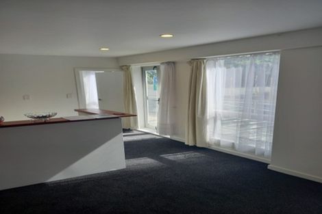 Photo of property in Terrace Heights Apartments, 2a/163 The Terrace, Wellington Central, Wellington, 6011
